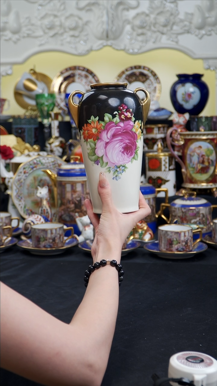 瓷婷婷中古器物如图所示42