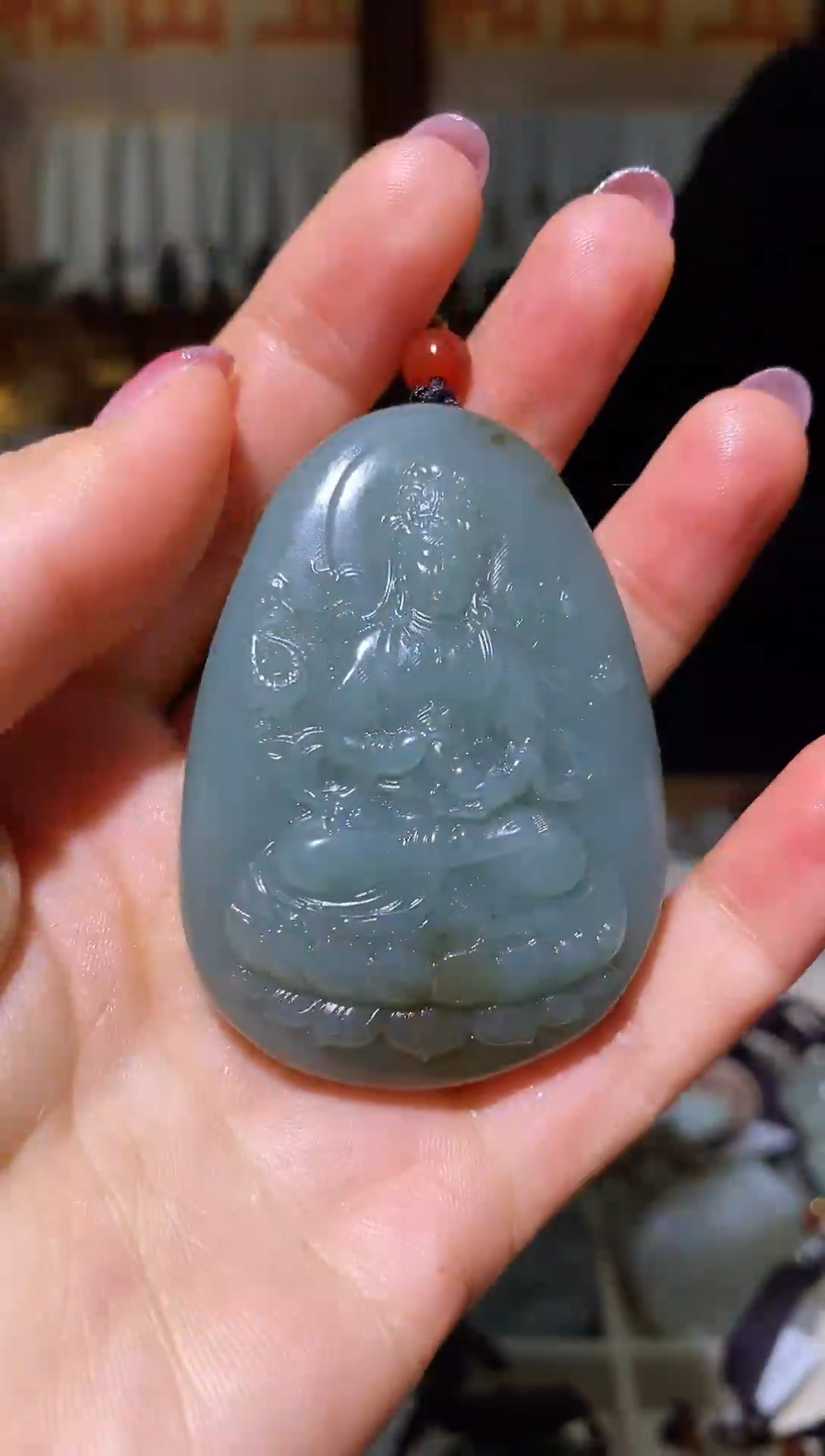 颈饰未镶嵌和田玉迎**许1