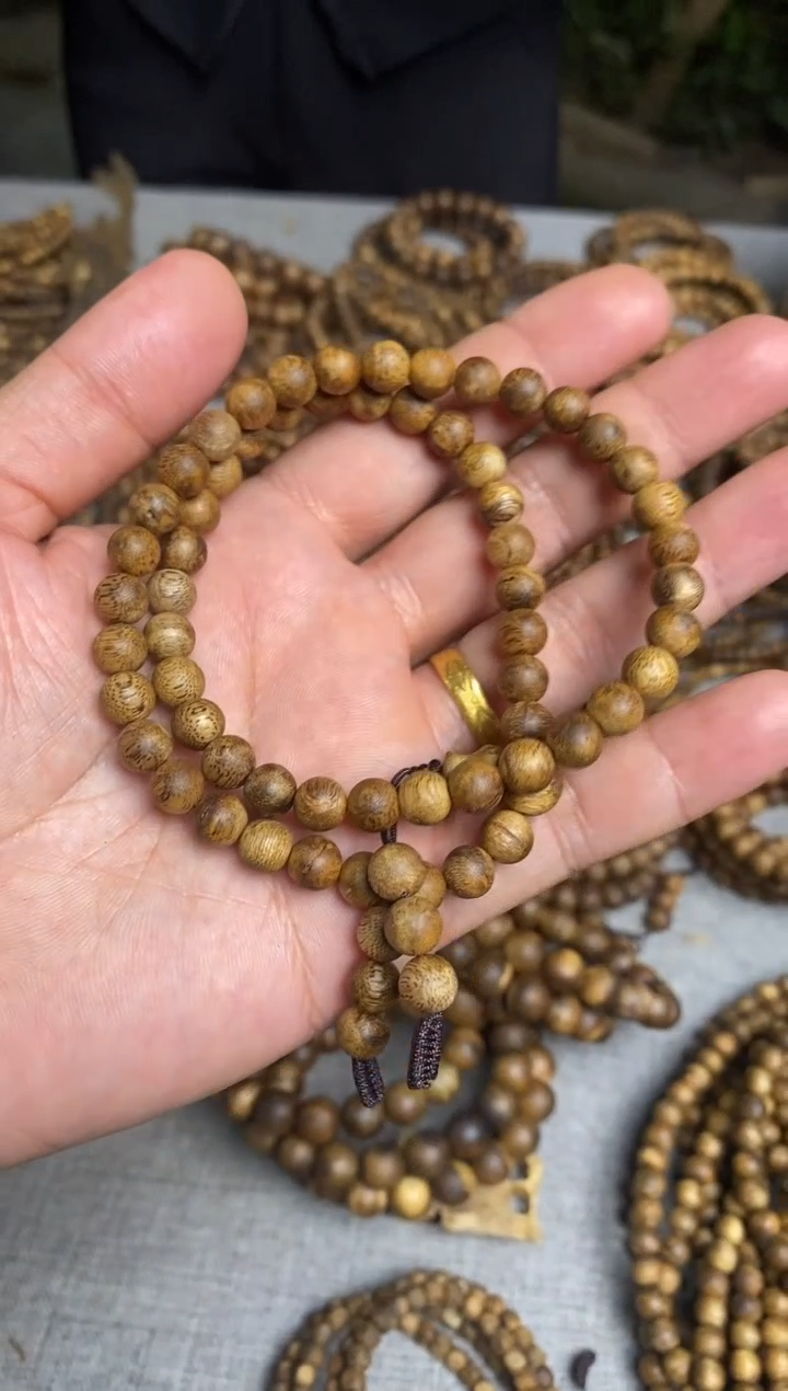 沉香手串虫漏07圆珠双圈棋楠手串多样性发一