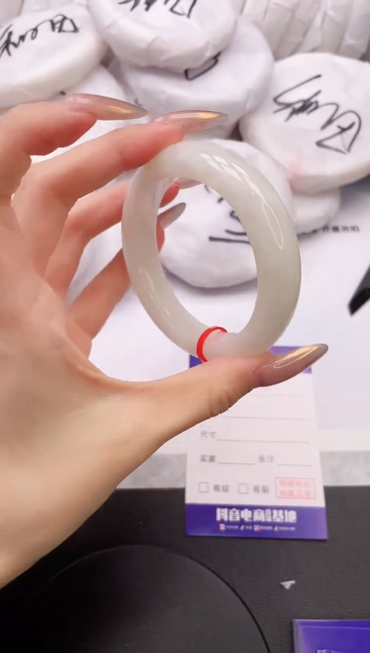 【闪购商品】和田玉手镯未镶嵌11K342-53