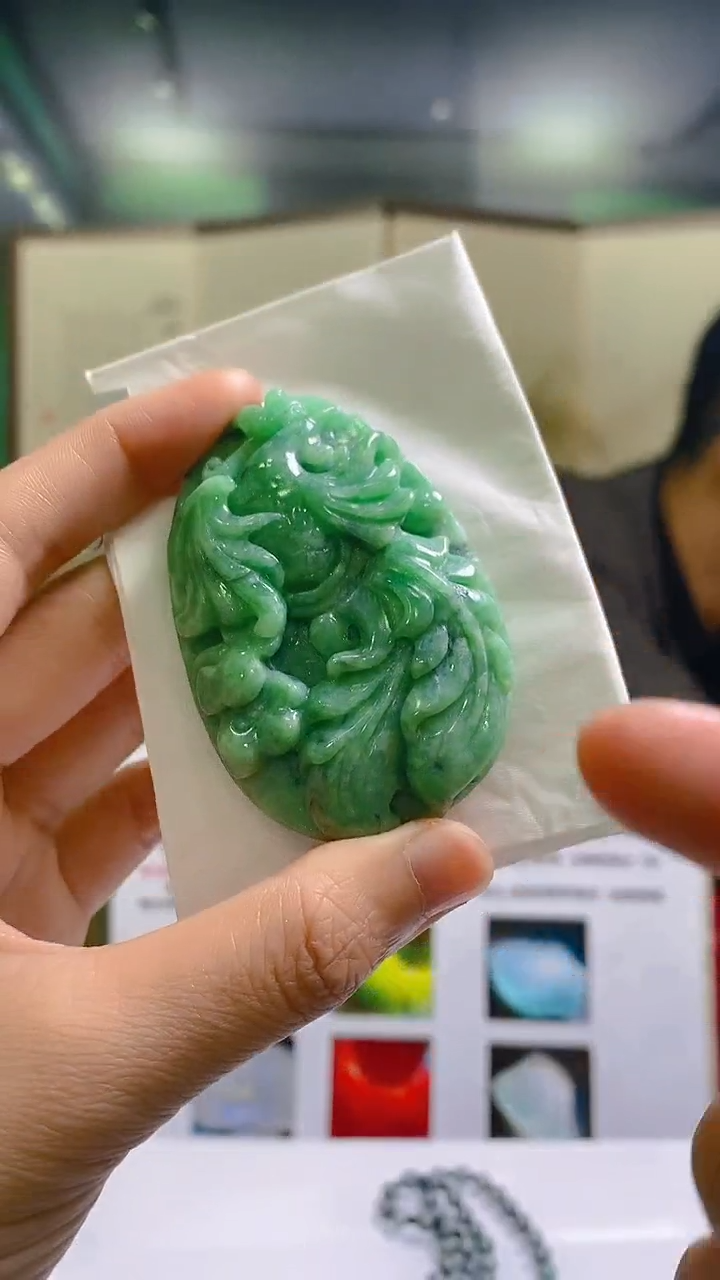 未镶嵌定制翡翠ZQ翡翠毛货HZ-49