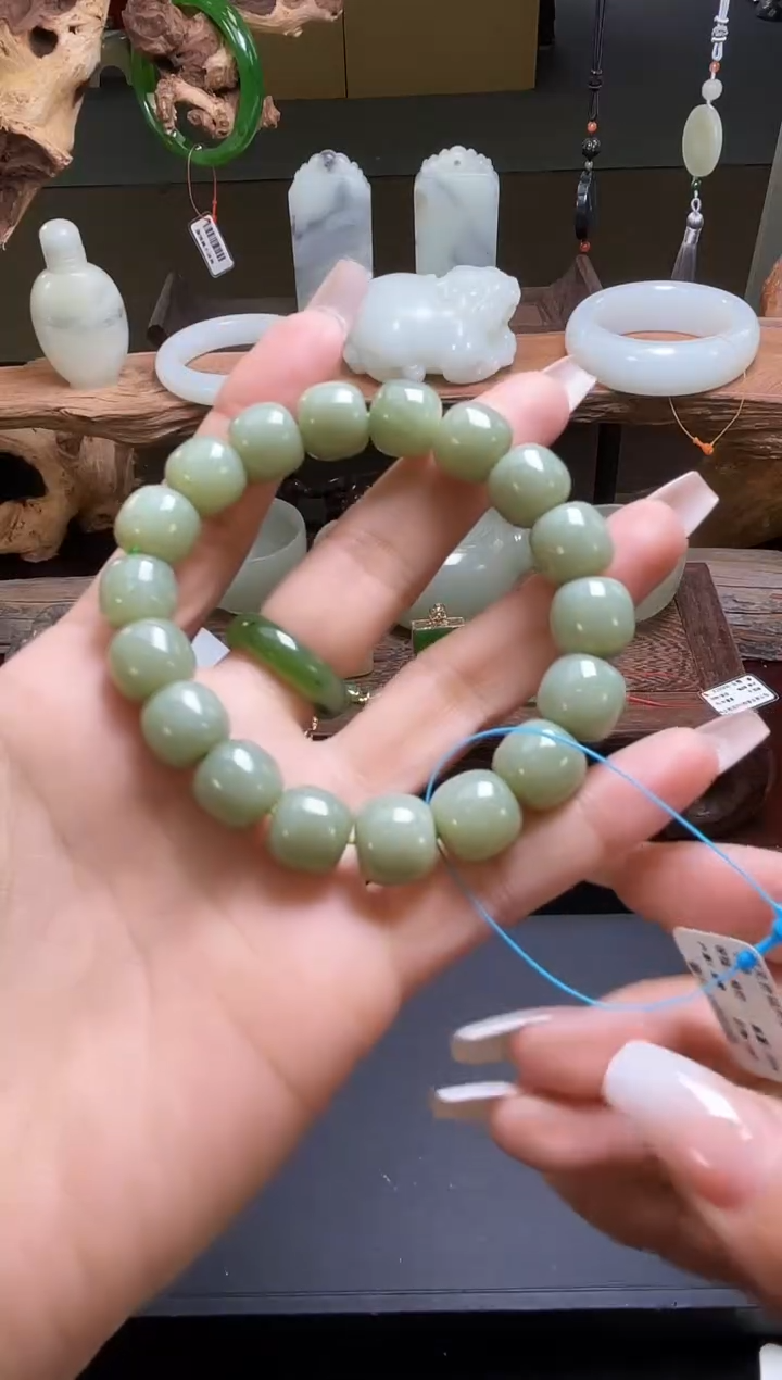 【闪购商品】和田玉手串未镶嵌若羌孙福洲青黄口卡12老型