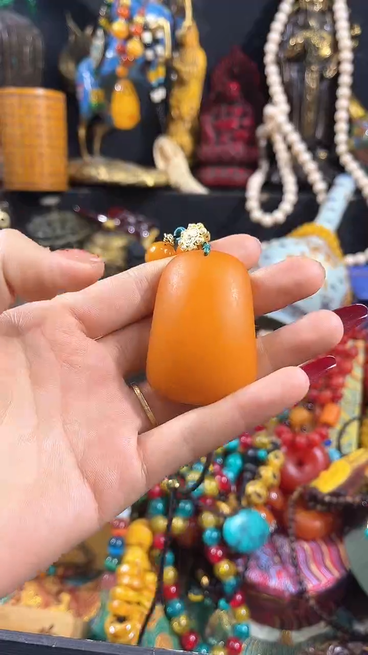 【闪购商品】蜜蜡颈饰未镶嵌【闪购商品】蜜蜡把件39