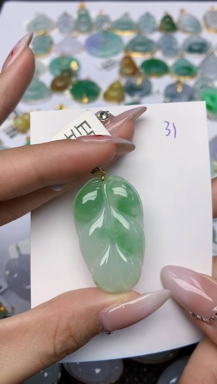 【闪购商品】翡翠颈饰18K金镶嵌 天然翡翠A货