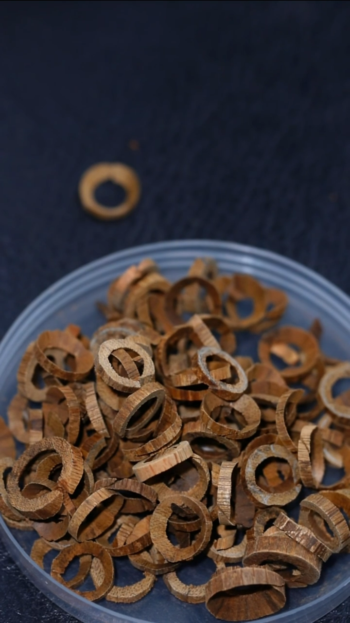 沉香沉香碎屑文莱甜甜圈1克