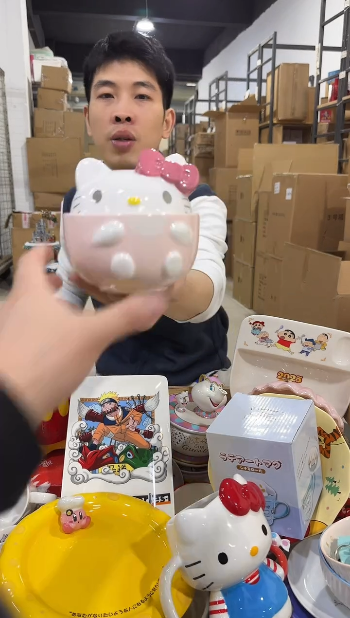 瓷片原盒Q版kt猫炖盅