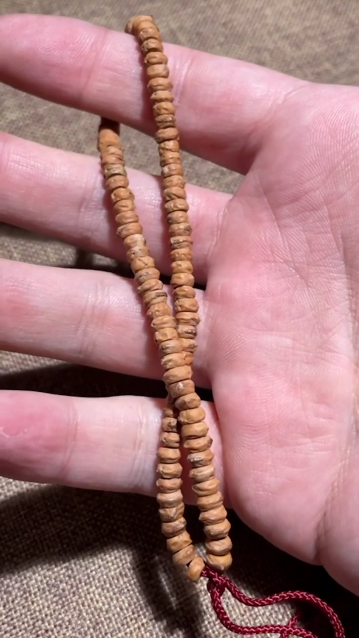 【闪购商品】柏香籽/百香籽手串22250117-06
