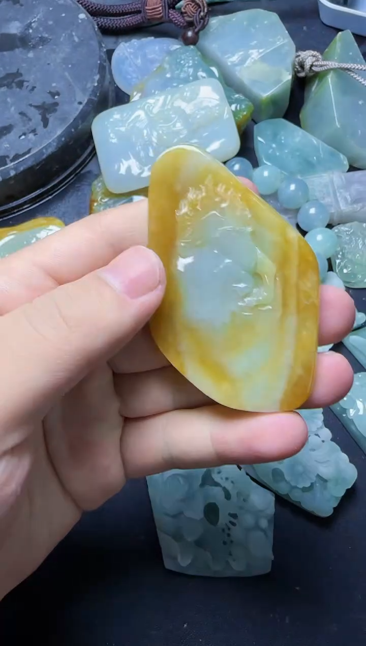 【闪购商品】翡翠挂件未镶嵌172翡翠