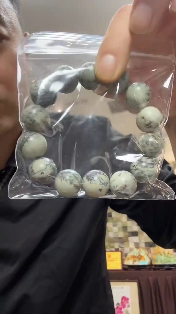 未镶嵌手链和田玉和田玉水草高定手串