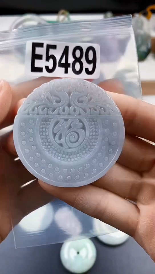 颈饰未镶嵌翡翠天然翡翠吊坠挂件
