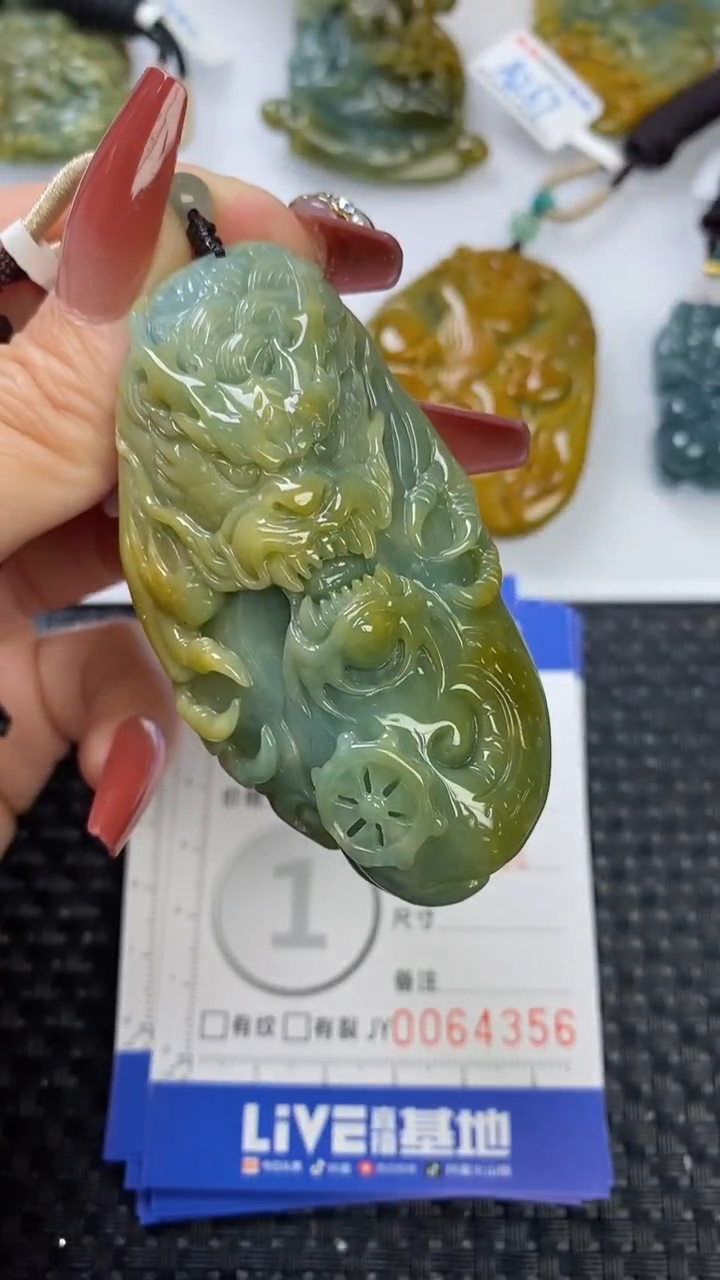 【闪购商品】翡翠颈饰未镶嵌1111111111111111