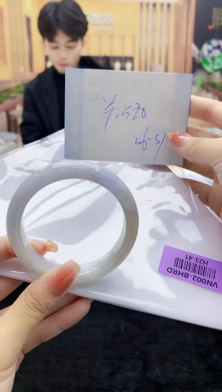 【闪购商品】翡翠手镯未镶嵌     H23-41