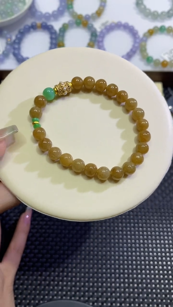 翡翠散珠卡7.4左右天然黄翡