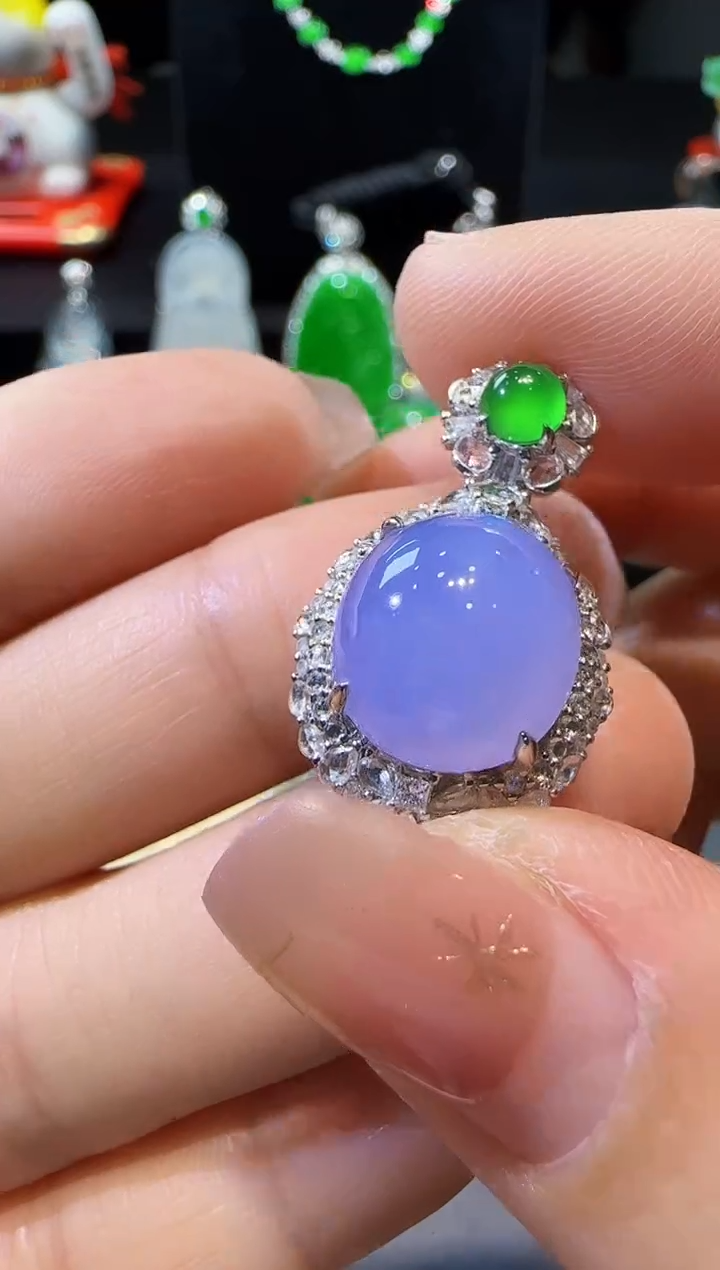 【闪购商品】翡翠吊坠(不含链)18K金镶嵌吊坠