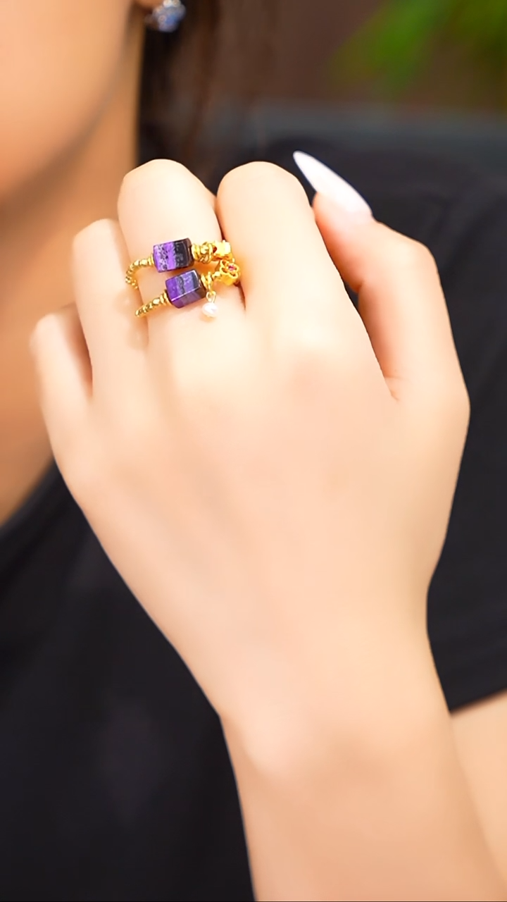 未镶嵌苏纪石（舒俱来）戒指多样性发一