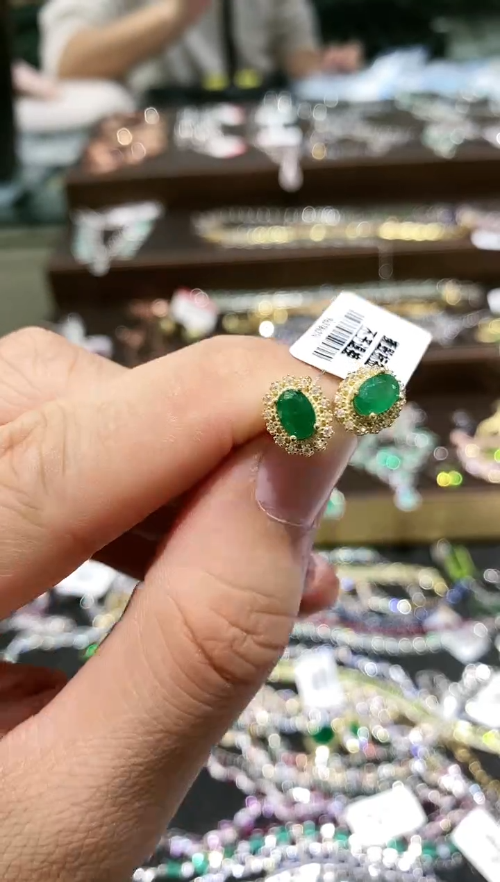 【闪购商品】祖母绿耳饰银S925镶嵌耳饰