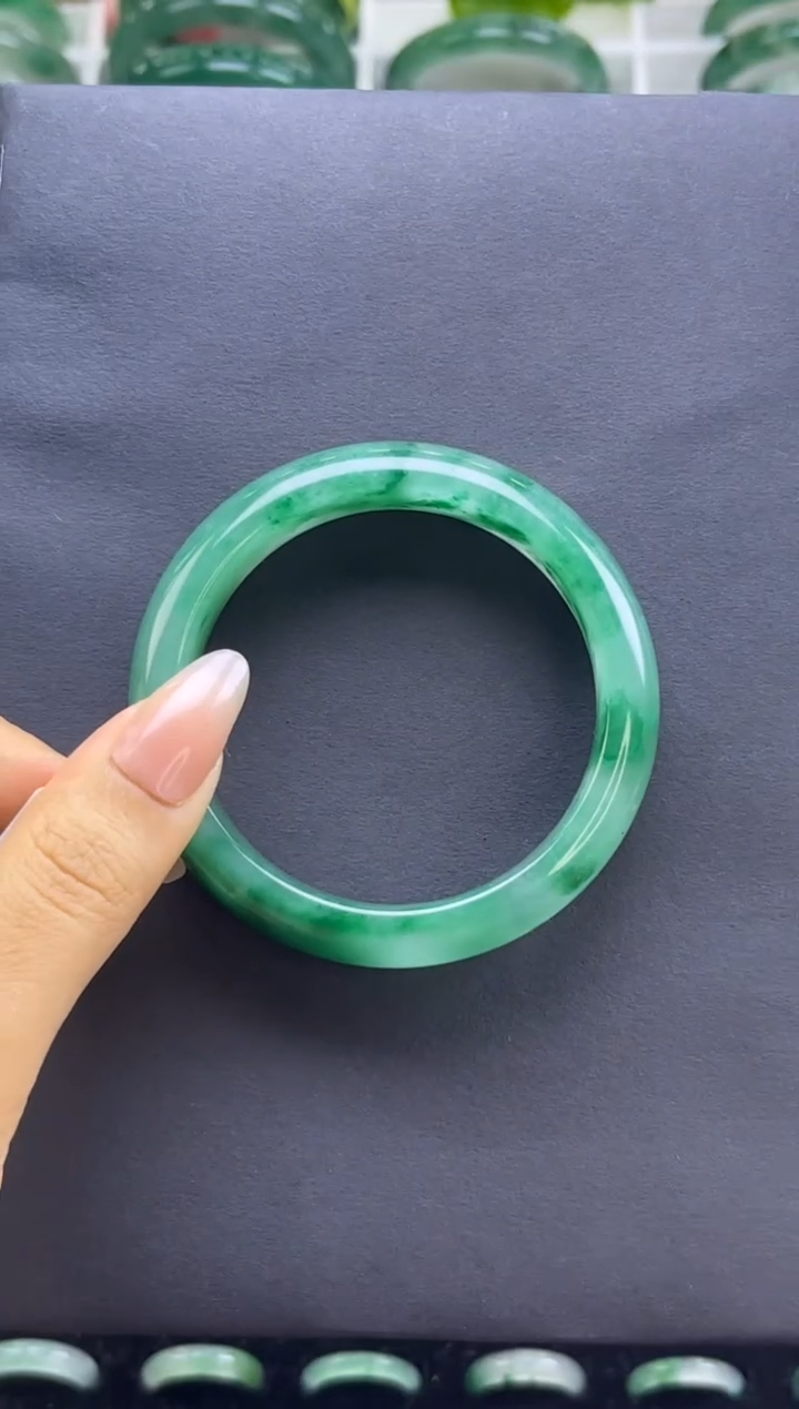 未镶嵌手镯石英质玉（非洲翠）08022无标54.2圈