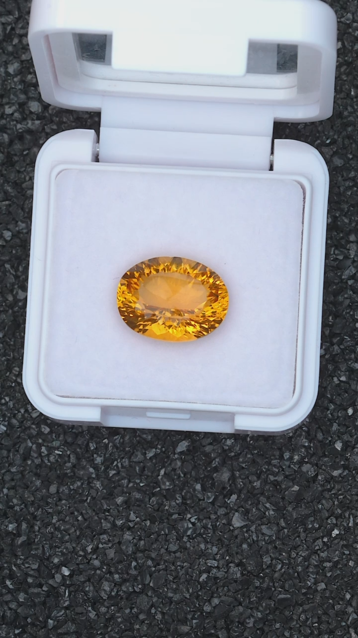 【闪购商品】黄晶裸石未镶嵌8.05克拉