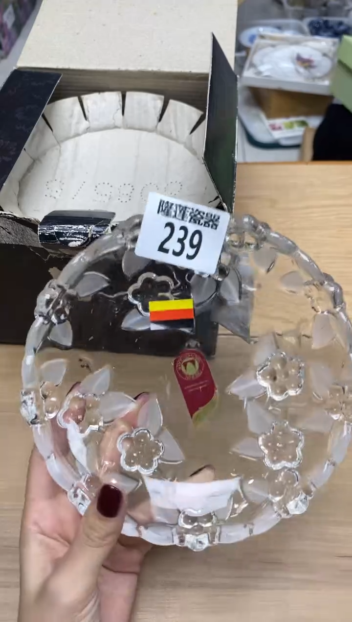 瓷片隆莲全球选好物精选