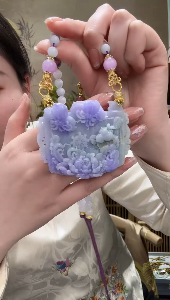 【闪购商品】翡翠颈饰未镶嵌吊坠