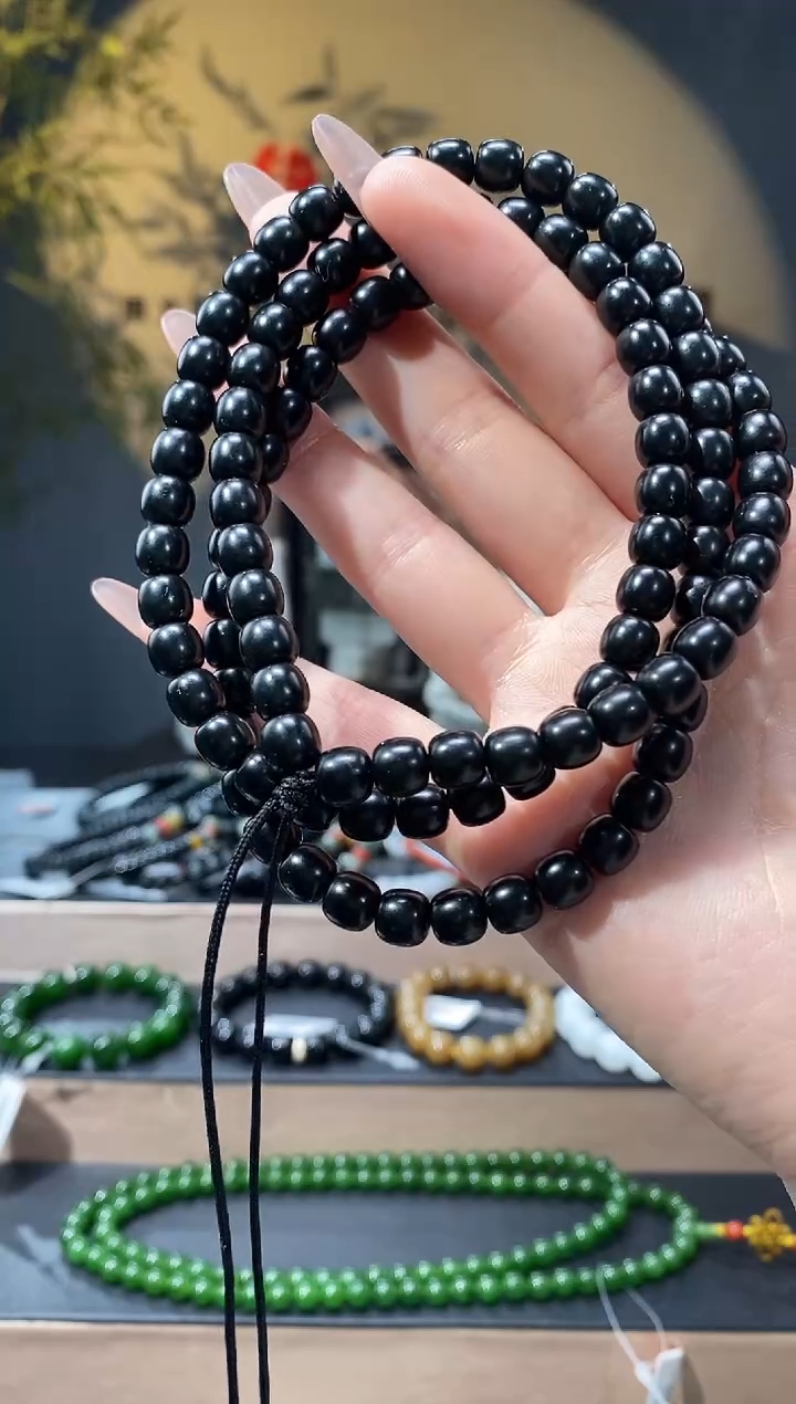 【闪购商品】和田玉1未镶嵌7mm黑青老型108