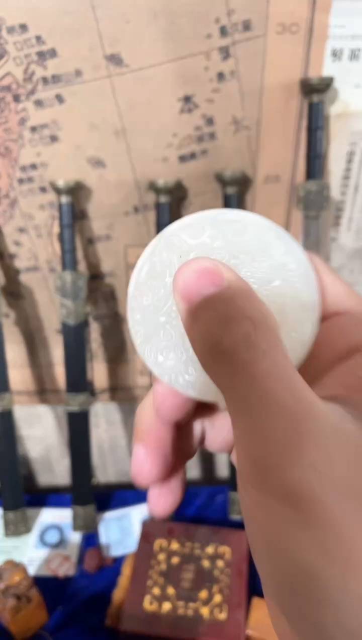 【闪购商品】和田玉挂件未镶嵌--------09