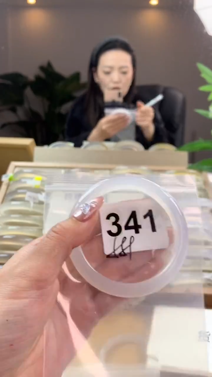 【闪购商品】玛瑙/玉髓手镯未镶嵌341