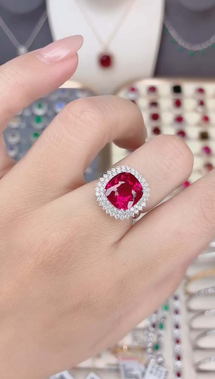 18K金镶嵌碧玺戒指碧玺5.3CT