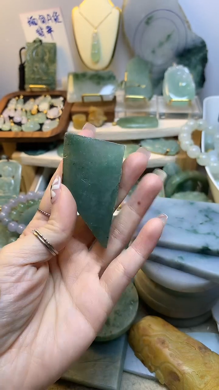 未镶嵌挂件翡翠野****珯 缅甸A货翡翠，没有运费险