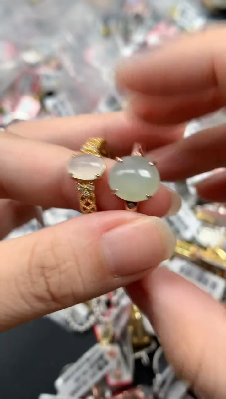 翡翠戒指银S925镶嵌天然A货缅甸翡翠