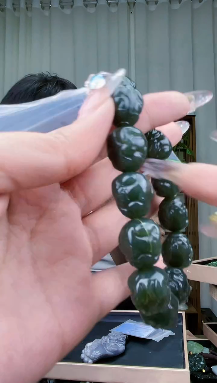 【闪购商品】和田玉挂件未镶嵌拍一发一，多样性发货！