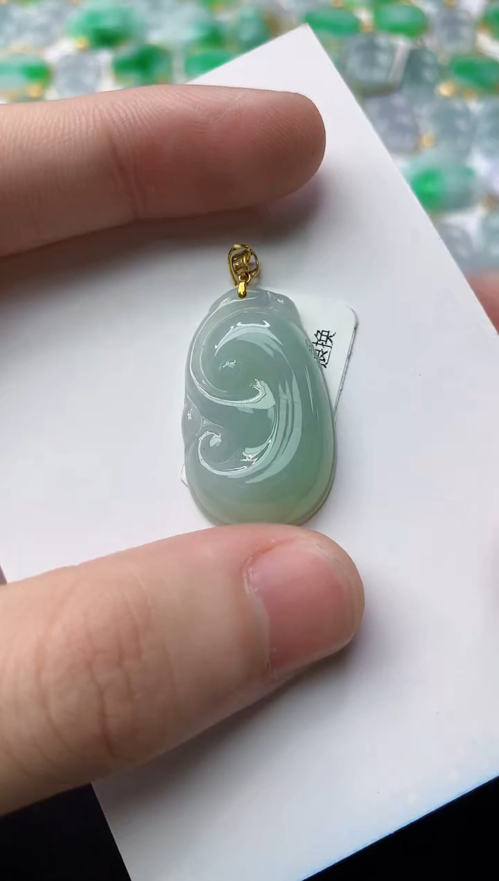 【闪购商品】翡翠颈饰18K金镶嵌64.........