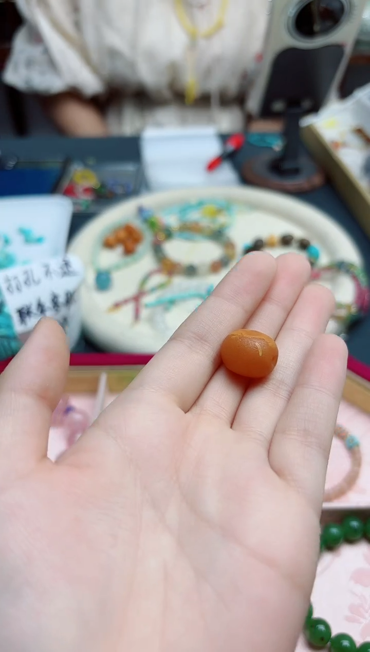 未镶嵌琥珀裸石蜜蜡枣珠*1 GW