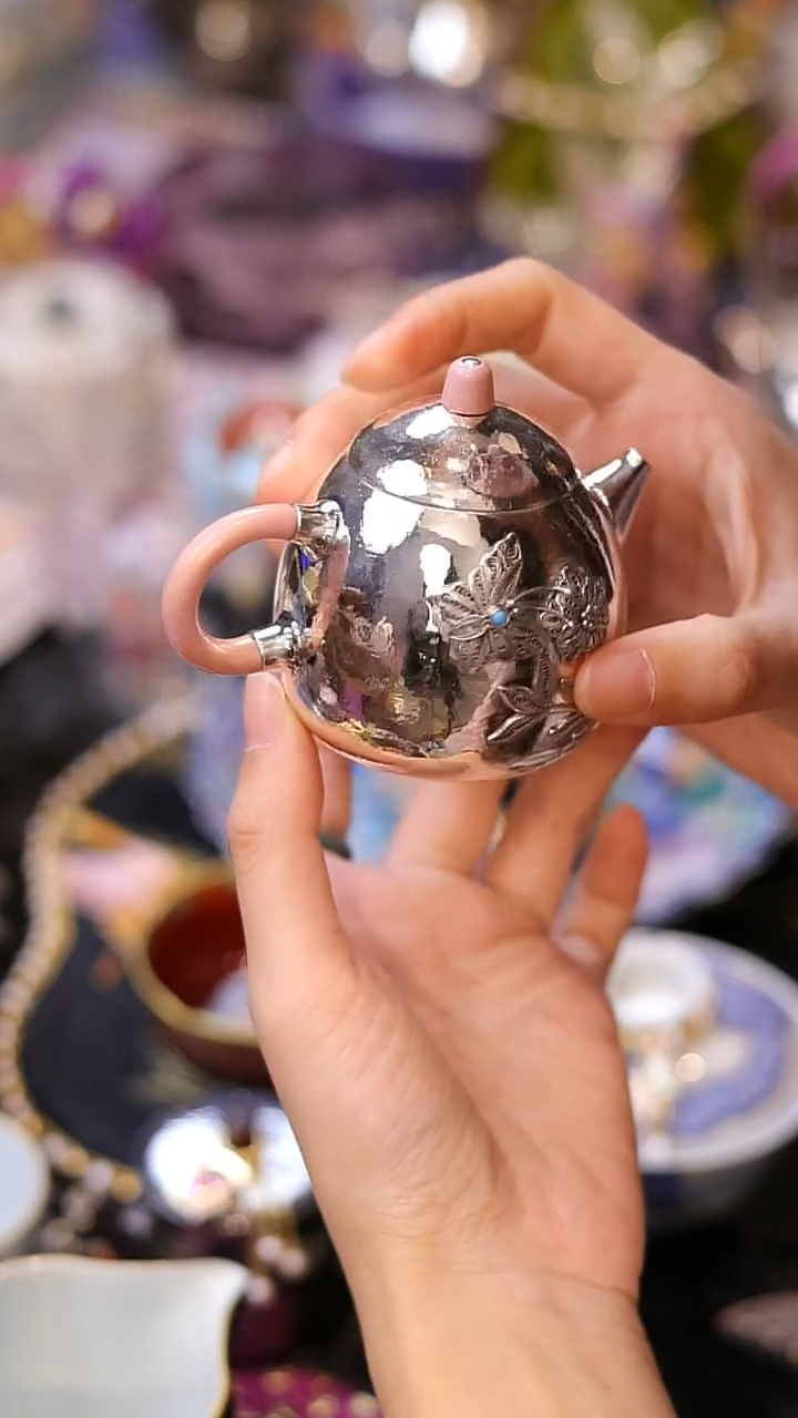 【闪购商品】摆件山怂阿卿直播间@@qb蜂鸟