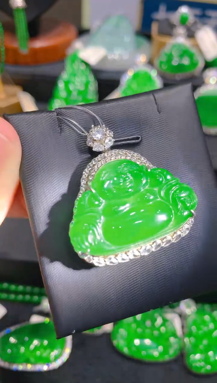 【闪购商品】翡翠颈饰银S925镶嵌62一季