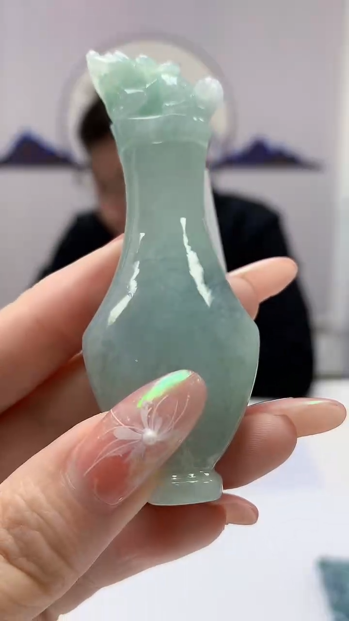 【闪购商品】定制翡翠未镶嵌5152DD-毛货挂件65