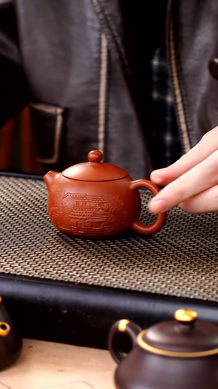 茶壶紫砂朱泥超精工刻绘西施100cc