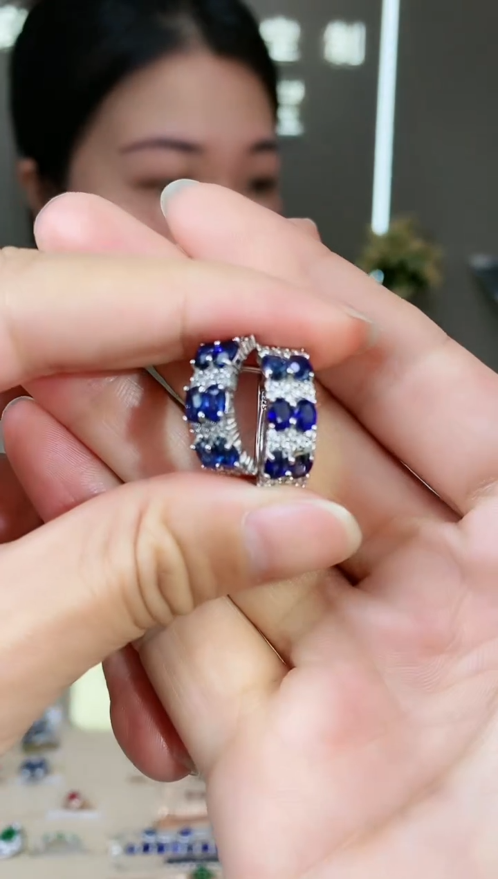 【闪购商品】蓝宝石耳饰银S925镶嵌耳饰