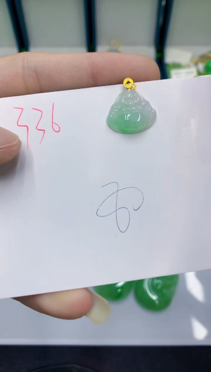 翡翠18K金镶嵌颈饰1111111