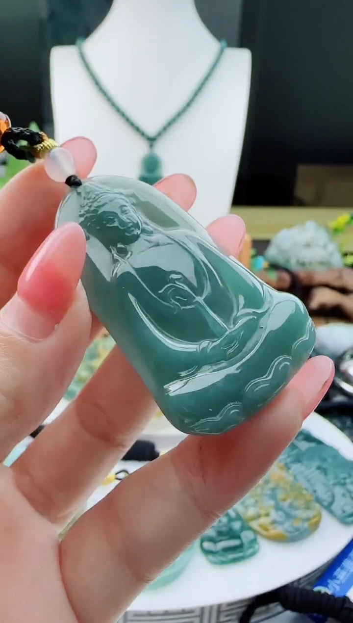 【闪购商品】翡翠颈饰未镶嵌多样性随机一件发货