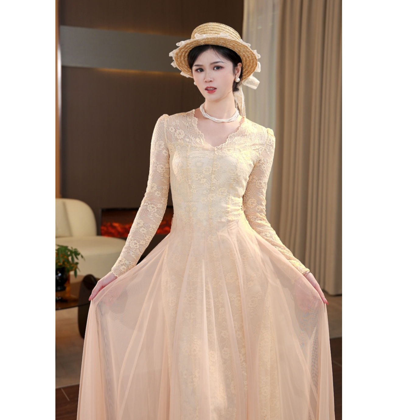 宋宋-【寻言】蕾丝网纱大裙摆修身显瘦气质连衣裙-LQ071