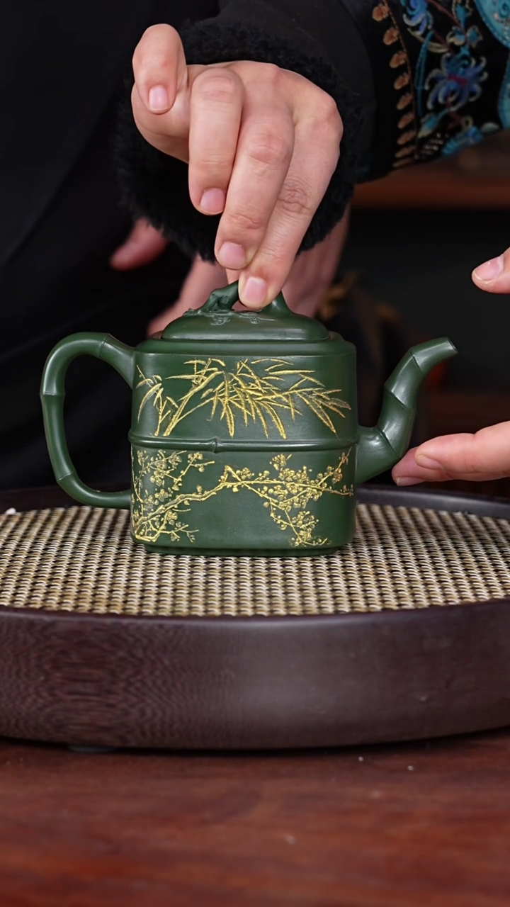 【闪购商品】紫砂茶壶潘春芳15-62 可心绿泥竹节器