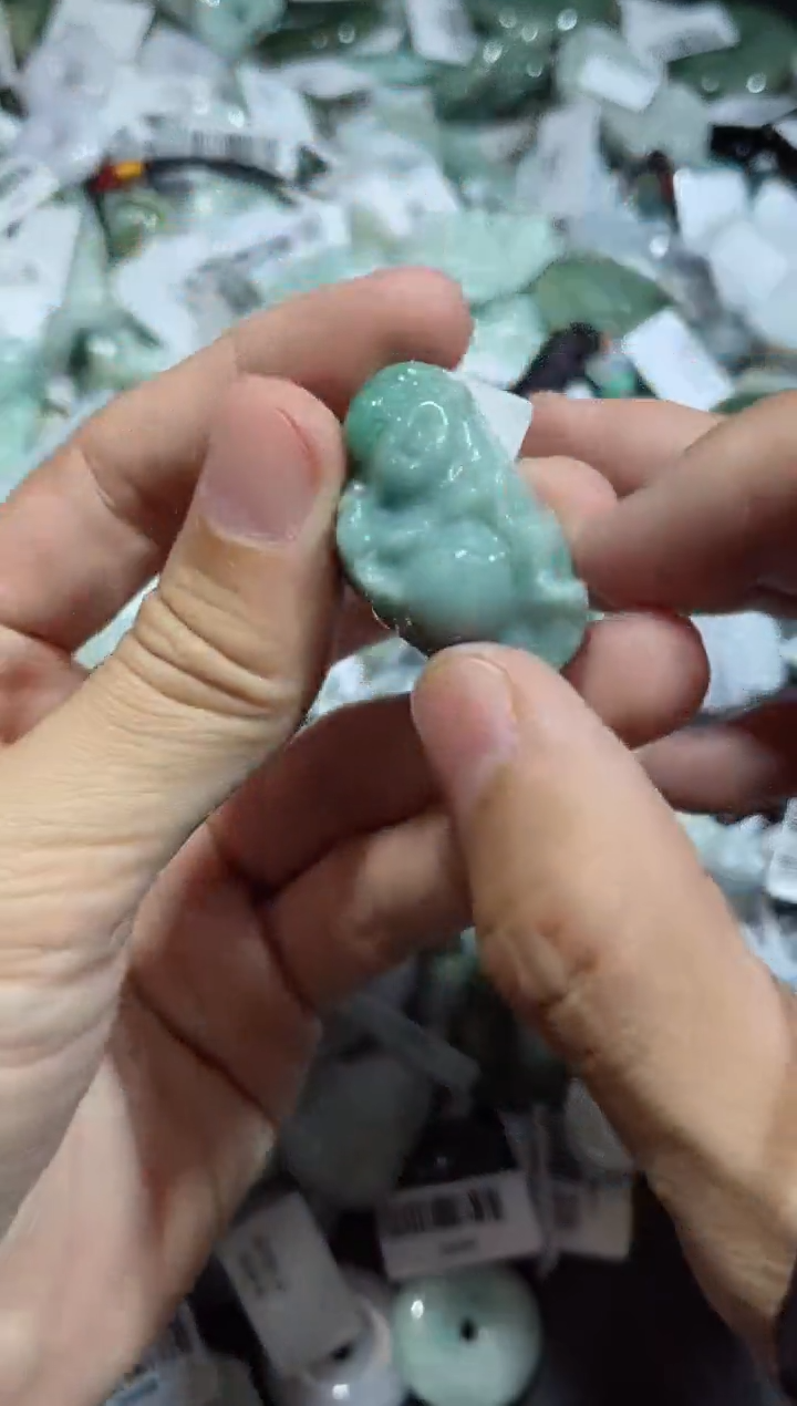 【闪购商品】翡翠颈饰未镶嵌00002719