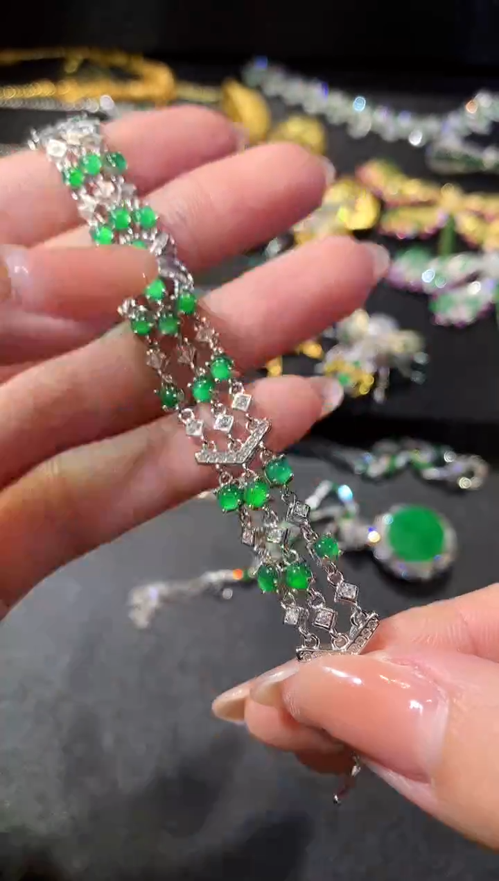 【闪购商品】翡翠手链银S925镶嵌97手链（多样性发货一件