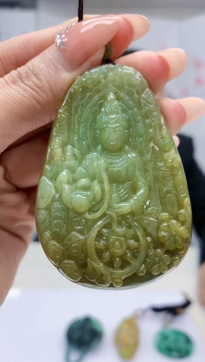 【闪购商品】定制翡翠未镶嵌5152MM-毛货挂件44