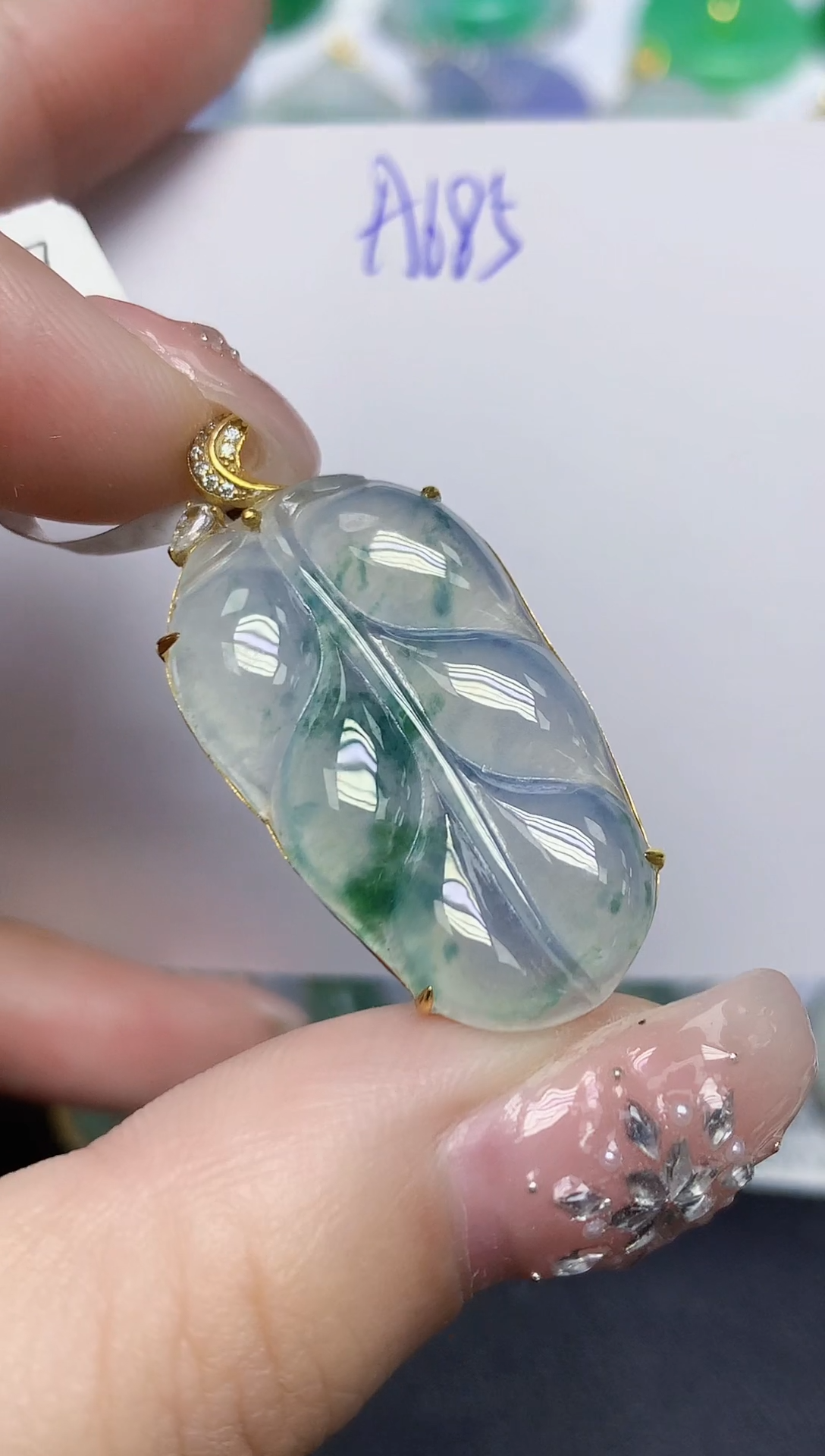 颈饰18K金镶嵌翡翠天然缅甸翡翠A货翡翠百元以上9元证书费自理