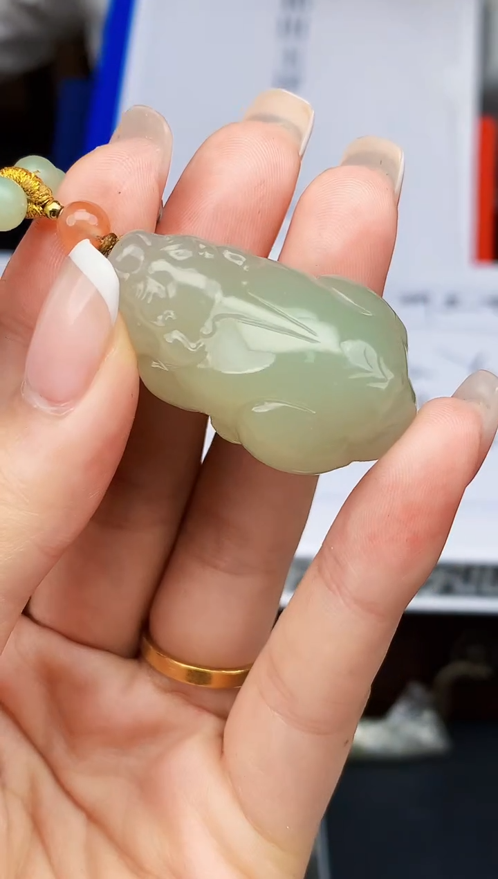 定制和田玉BOSS阳天然和田玉（拍一发一）