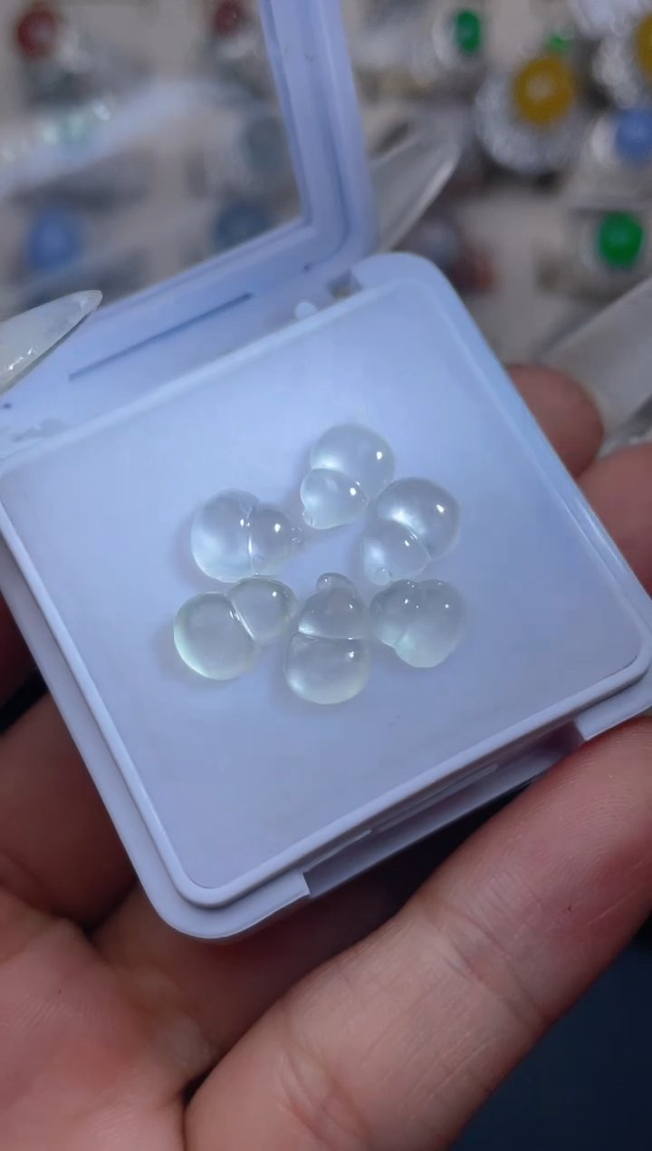 未镶嵌定制翡翠天然翡翠蛋面32