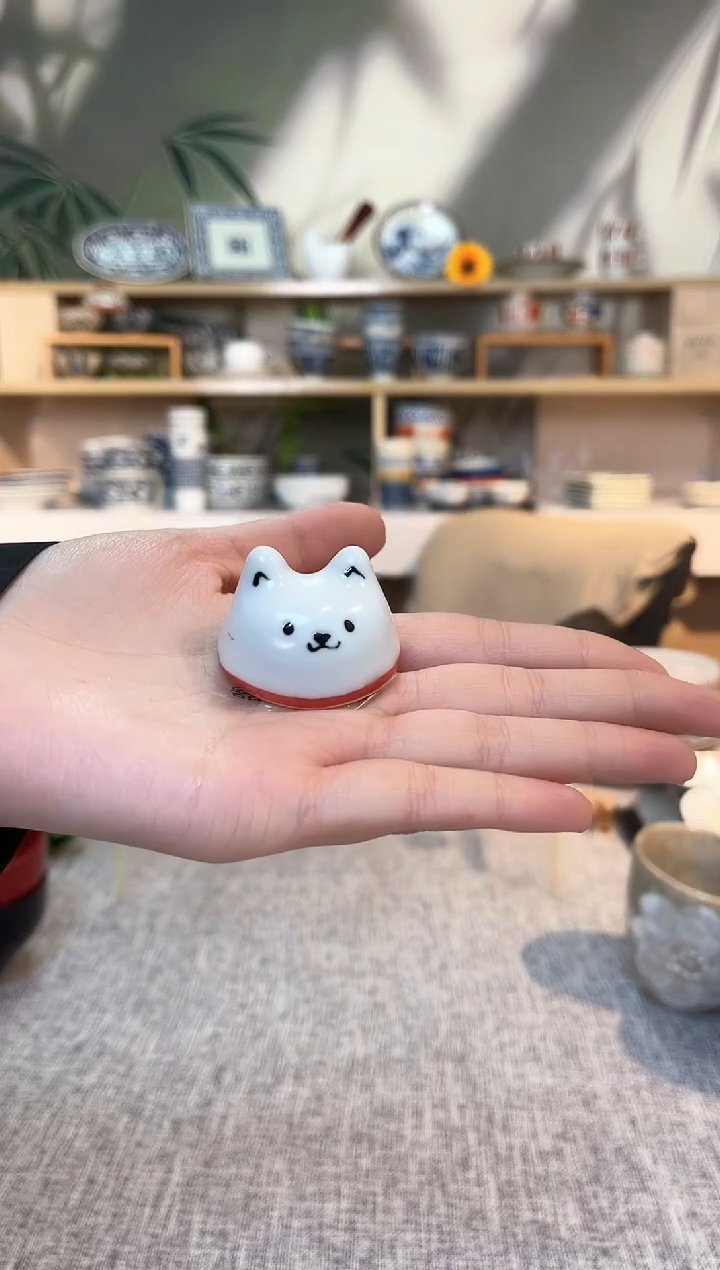 【闪购商品】瓷片（C）イヌ インタレスト