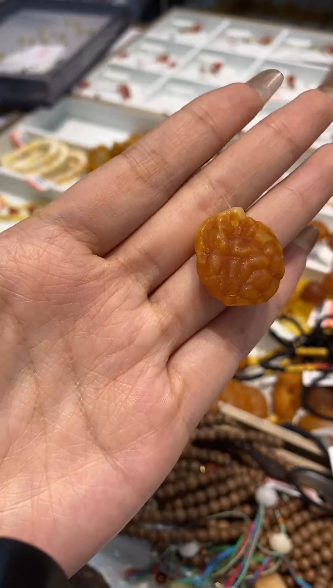 【闪购商品】琥珀颈饰未镶嵌原石